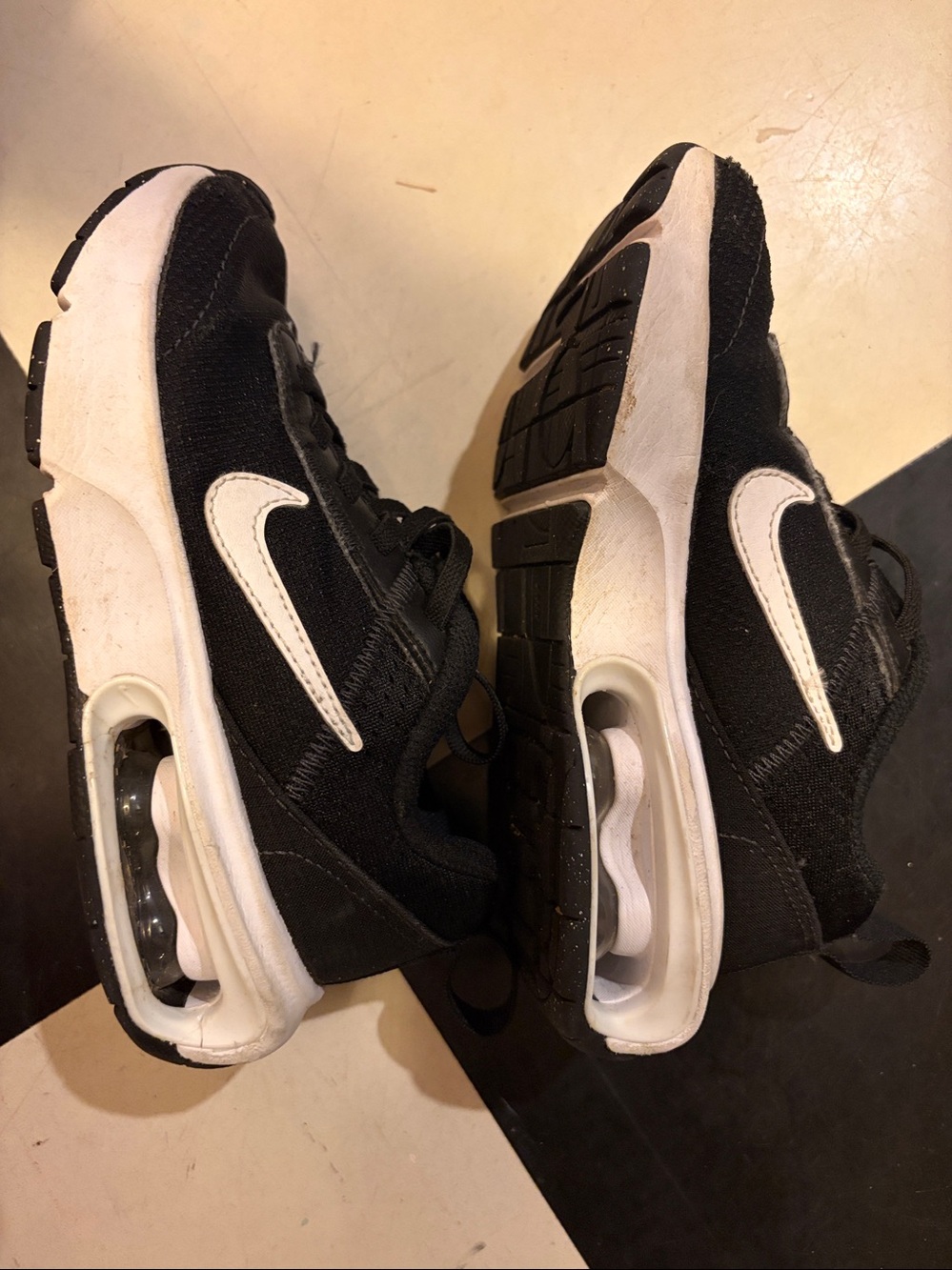 Nike AirMax Kids Black and White Lightweight Sneakers - Picture 4 of 5
